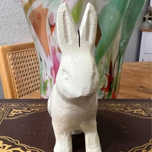 White Rabbit Small Figure - Cast Iron - Picture 3 of 5